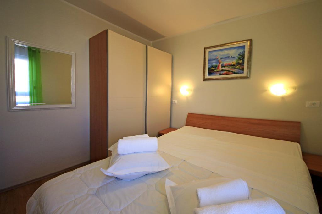 Apartments Superba Brodarica  Zewnętrze zdjęcie